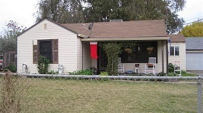 2nd image of 3089 Holly Dr