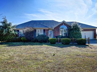 157 Emerald Cir, Mount Washington, KY 40047
