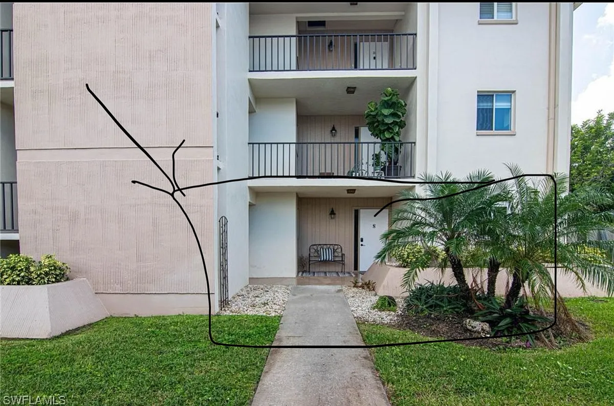 Building Photo - 2079 Barkeley Ln #8