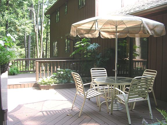 2-level deck