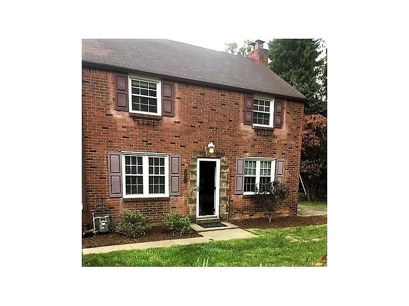2221 Chalfant St photo 1