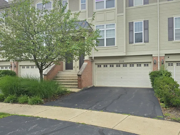3359 Kentshire Cir, Aurora, IL 60504