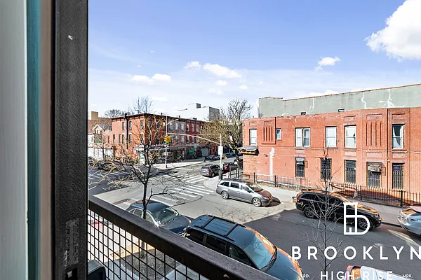 Rented by Brooklyn High Rise LLC | media 17