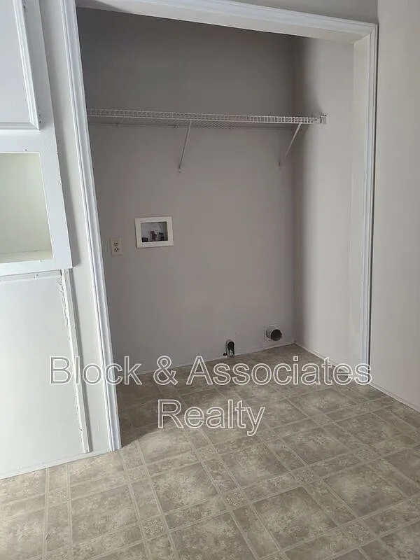 2 bed, 2.0 bath, $850 — Photo 4