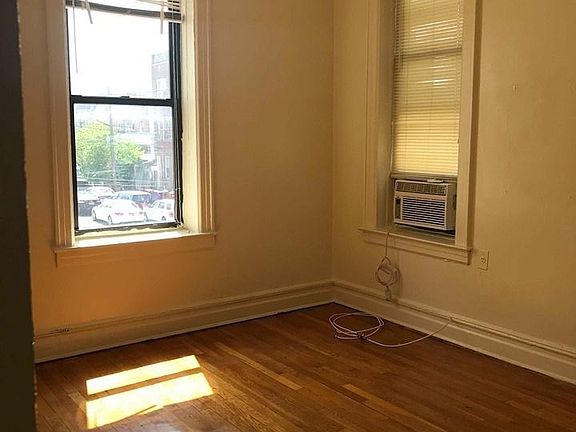 5th image of 1405 71st St #C19