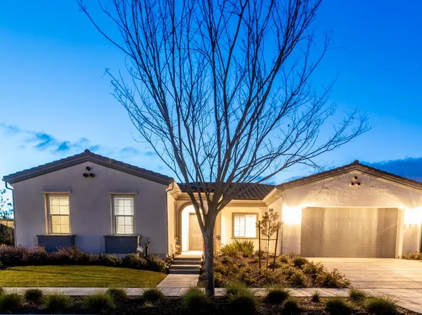 941 Little Canyon Dr, Madera, CA 93636