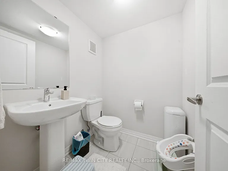 585 Colborne St E #1113 — Photo 8