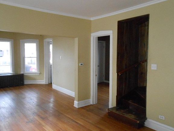 5th image of 2123 N Leclaire Ave