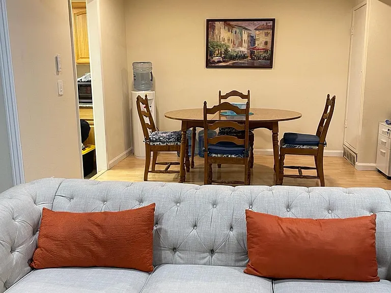 3215 Groth Ct — Photo 2