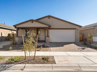 39 S 175th Ave, Goodyear, AZ 85338