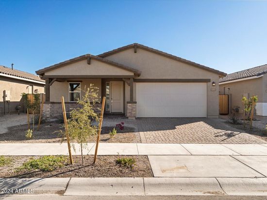 39 S 175th Avenue, Goodyear, AZ 85338