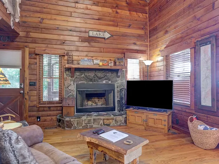 1171 My Mountain Rd — Photo 13