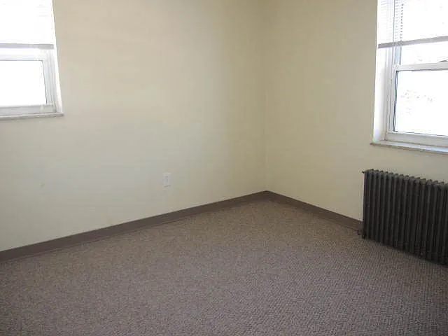 1022 Findley Dr — Photo 5