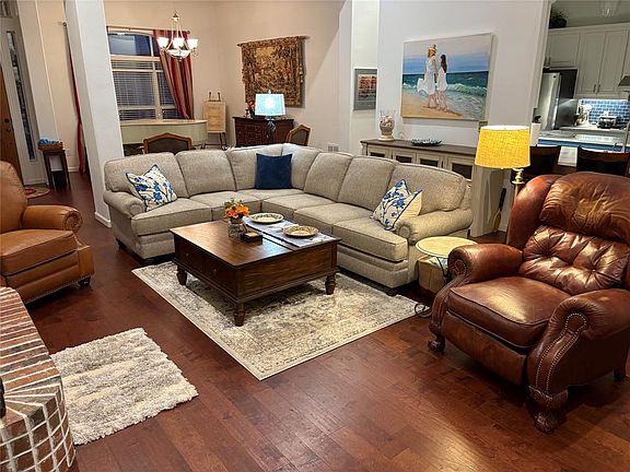 2nd image of 6734 Oak Hill Ln #6734