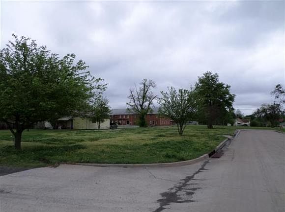 2nd image of 2802 N 4th St