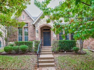 7909 Creek View Dr, North Richland Hills, TX 76180