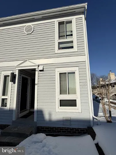 64 Hawthorne Ct NE — Photo 1