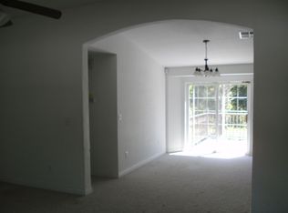 563 Fiji Ct NW, Palm Bay, FL 32907