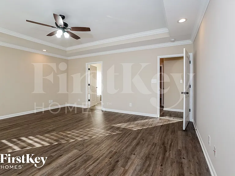 1532 Osage Ct — Photo 6