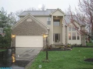2190 Bold Venture Dr, Lewis Center, OH 43035