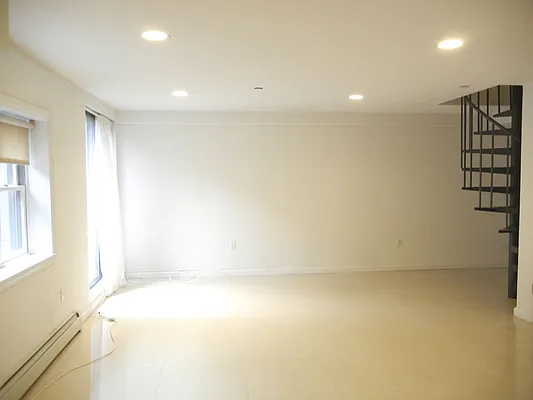 Rented by Brooklyn Heights Real Estate Inc | media 53