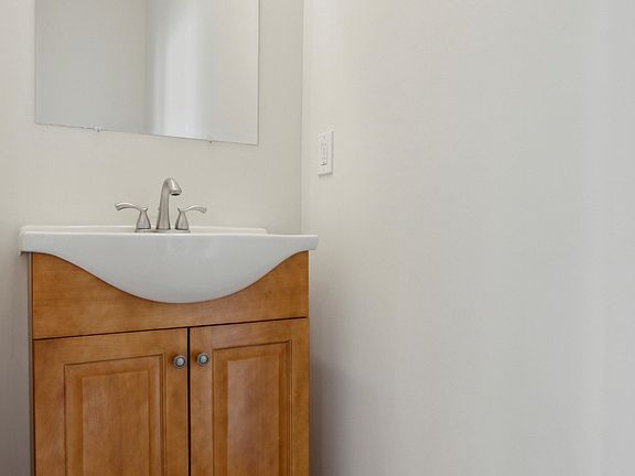 4th image of 1811 W Berks St APT B