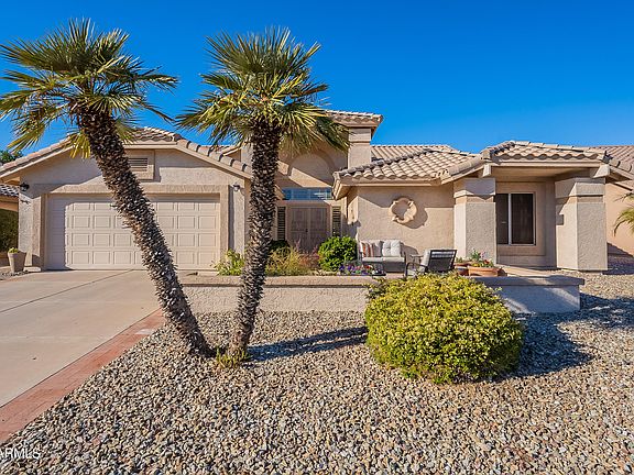 4th image of 8732 W ROCKWOOD Drive