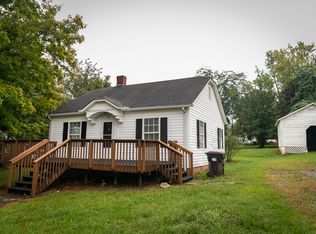 105 Burns St, Morganton, NC 28655