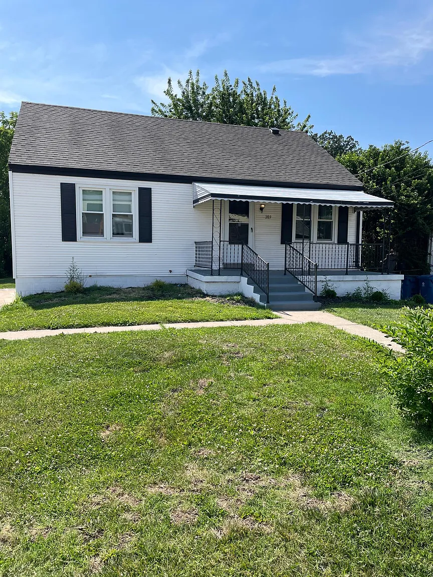 289 Atwater Ave photo 1