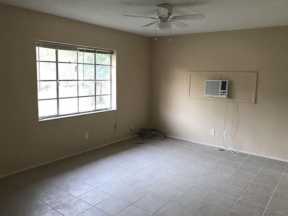 5th image of 1005 Pennsylvania Dr