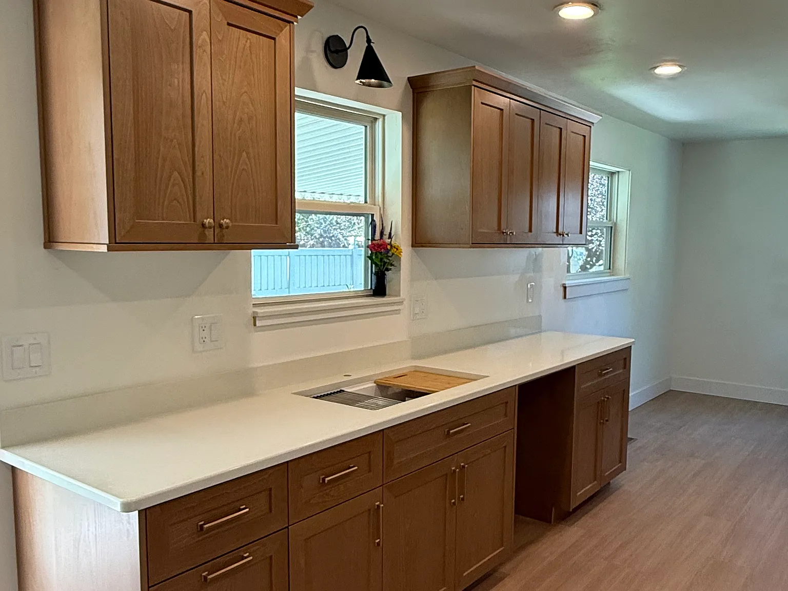 3 bed, 1205 sqft, $2,300 — Photo 3