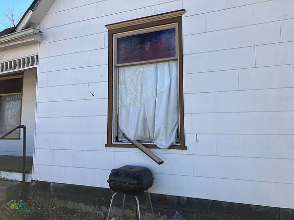 4th image of 908 E McPherson St