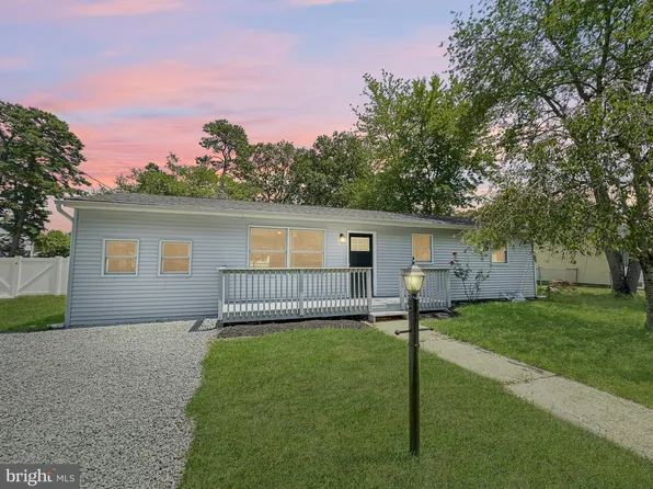 10 Santa Clara Trl, Browns Mills, NJ 08015