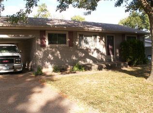 215 Arras Dr, Saint Louis, MO