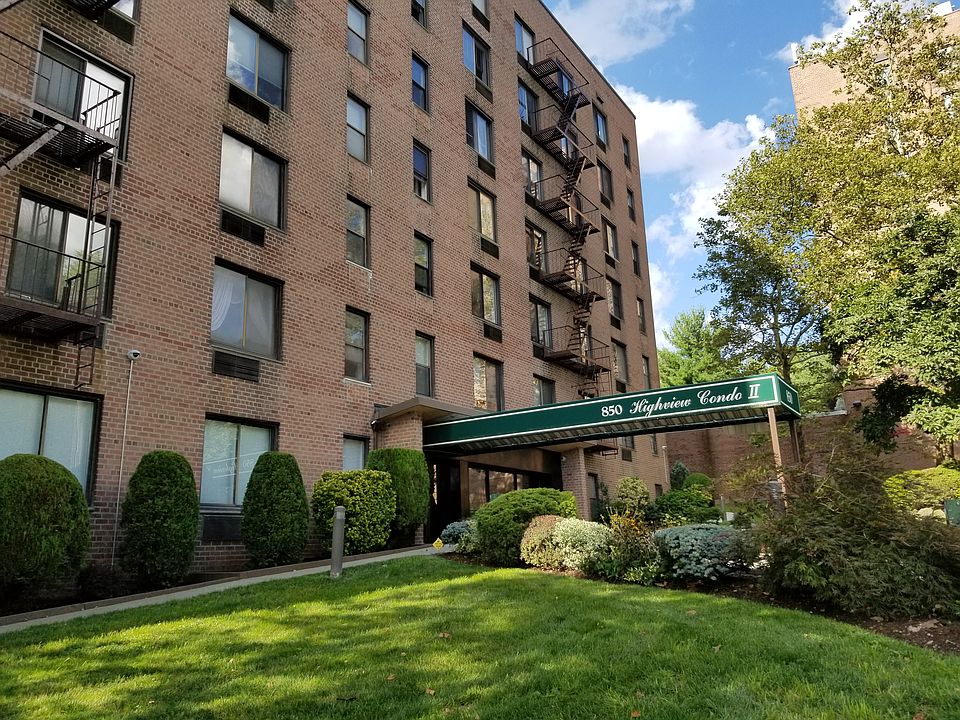 1st image of 850 Howard Ave APT 5J