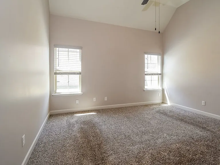 3469 Marion Ln — Photo 11