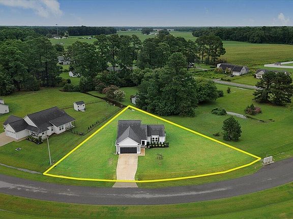 2nd image of 104 Highland Park Drive