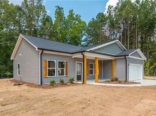 121 Hunters Ln, Powder Springs, GA 30127