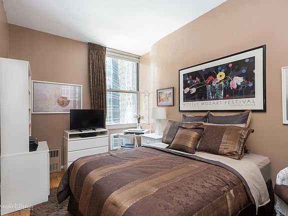3rd image of 153 Madison Ave #6K