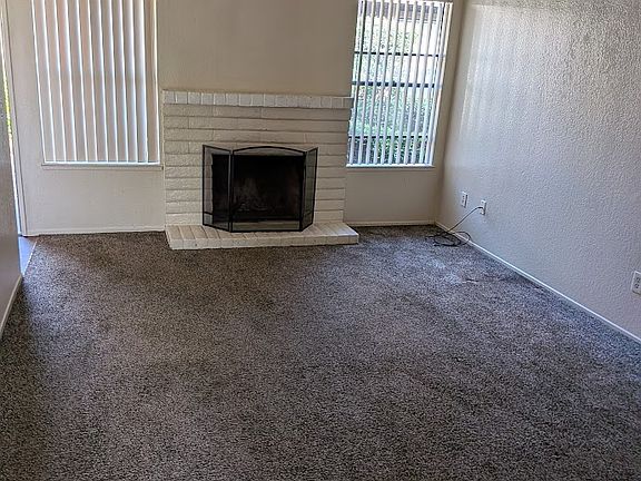 2nd image of 5611 Blackoak Ct