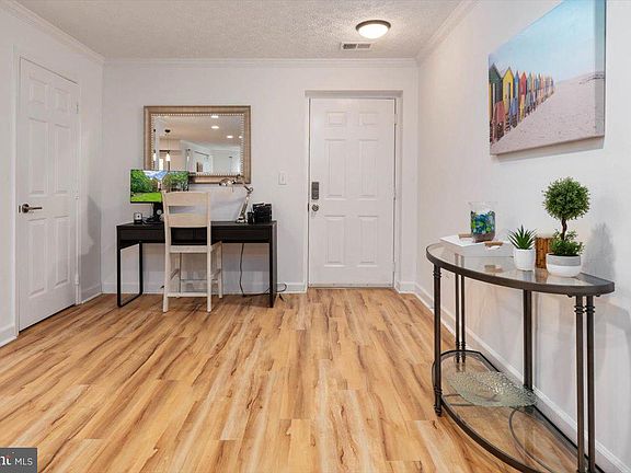 4th image of 617 Admiral Dr Unit 203