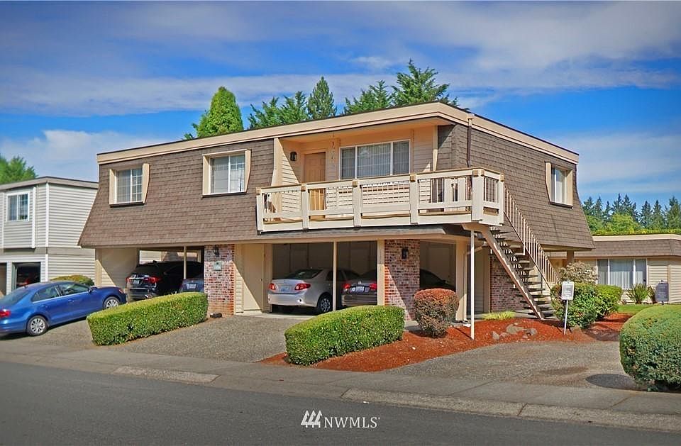 1st image of 14504 NE 7th Pl APT 2