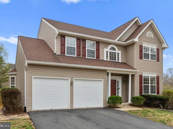 63 Woodleigh Ln, Stafford, VA 22556