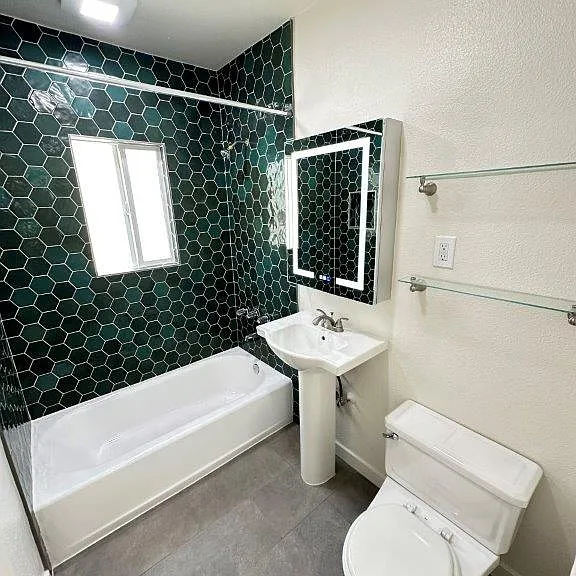 174 Quincy Ave #3 — Photo 8