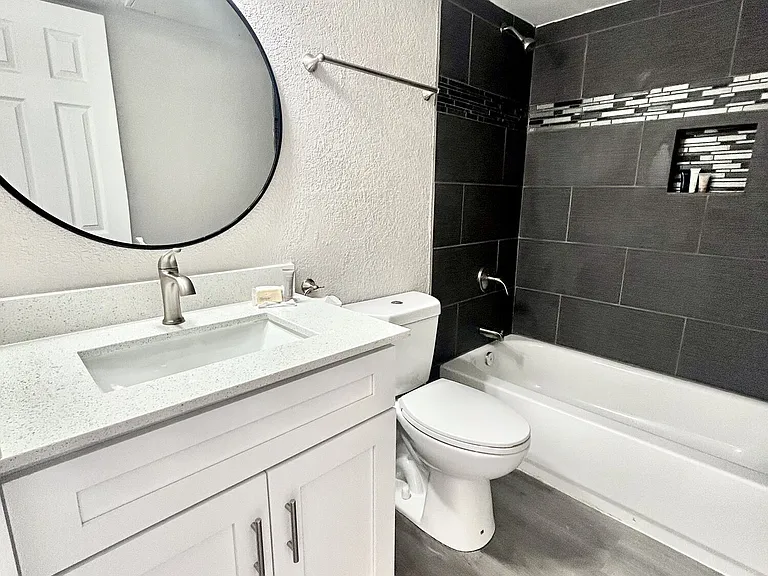 Athens Townhomes — Photo 54