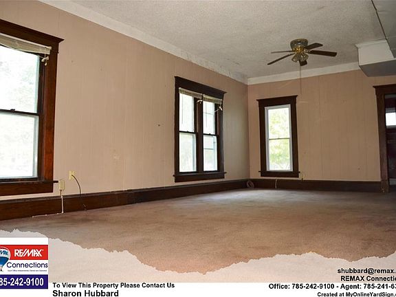 3rd image of 226 E 1st Ave
