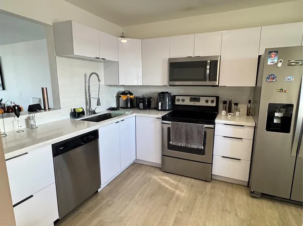 1770 NE 191st Street #816, Miami, FL 33179