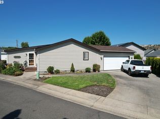 134 Kristi Lee Ln, Roseburg, OR