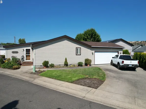 134 Kristi Lee Ln, Roseburg, OR 97471