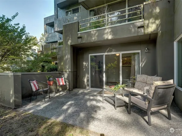 17001 Inglewood Road NE #M105, Kenmore, WA 98028
